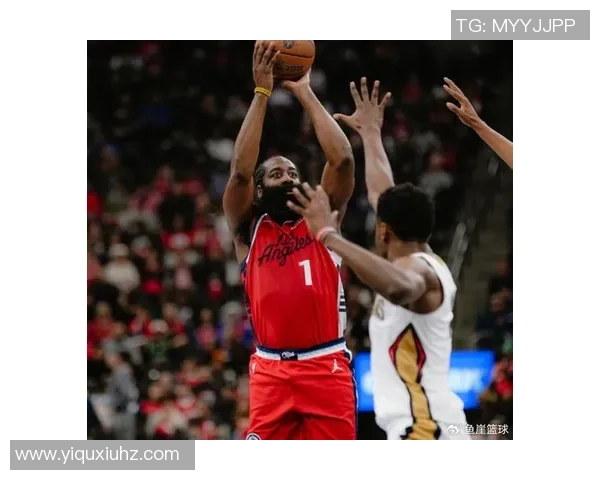 空砍37+7+8！哈登要累垮了，船记赛后宣布恳求，美球迷主张回火箭